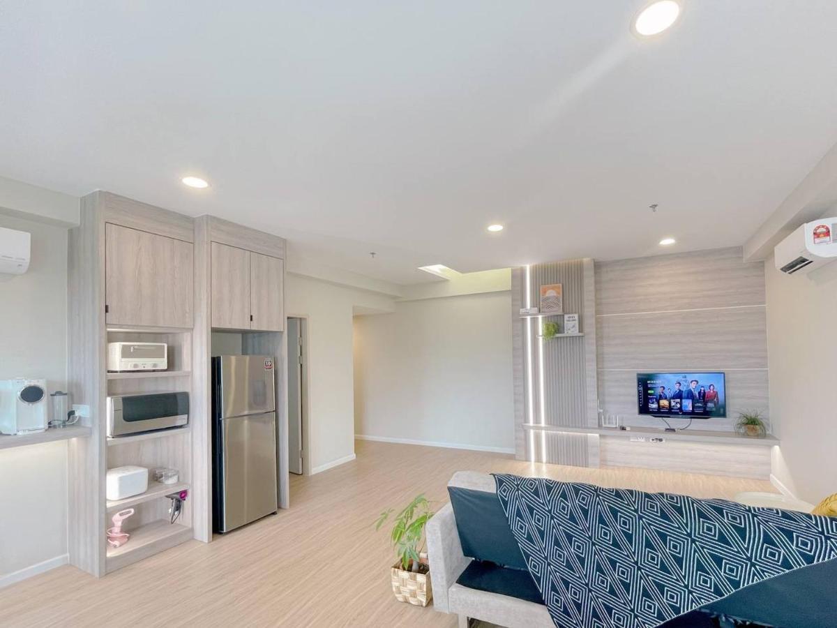 Queensland Suites At Aru Suites, Kota Kinabalu Ngoại thất bức ảnh